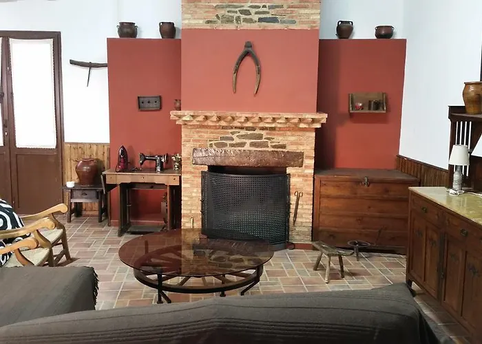 公寓 托内勒斯酒店 *